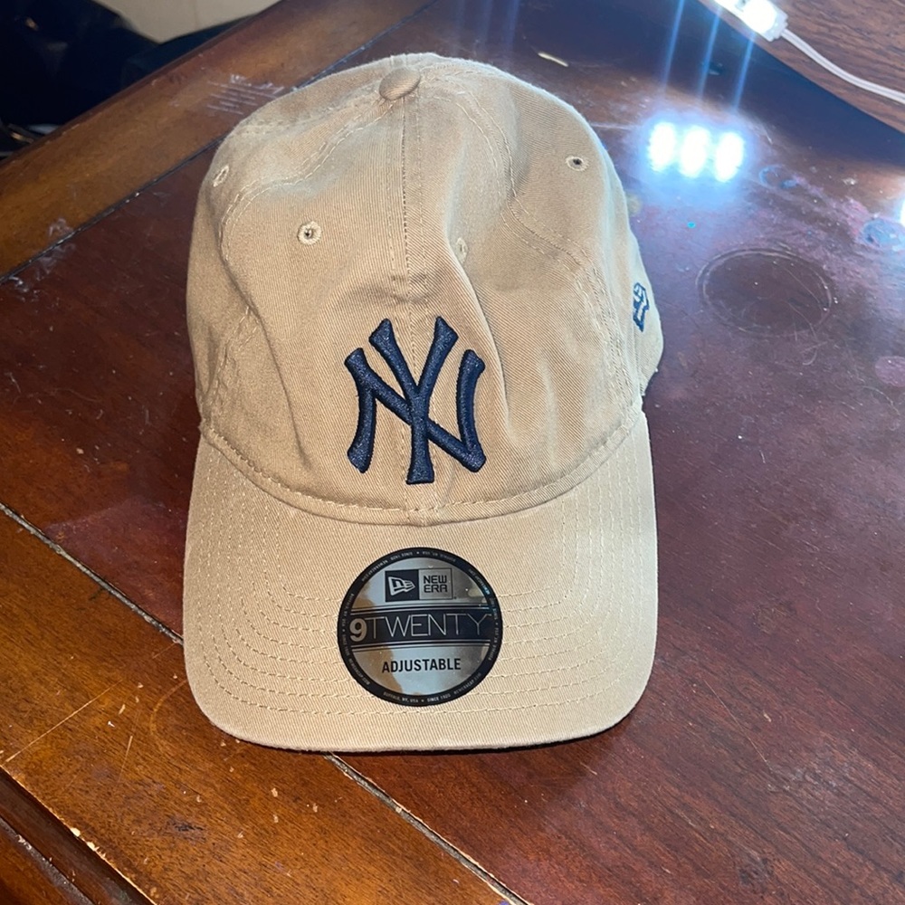 BASEBALL CAP